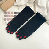 Supéria Touch Screen Gloves with Nail Design